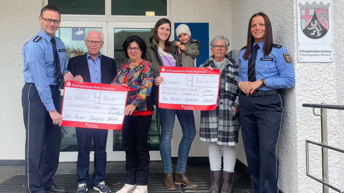 POL-PDKO: Spendenübergabe bei der Polizeiinspektion Simmern - Foto: presseportal.de