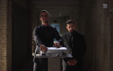 Joko Winterscheidt und Klaas Heufer-Umlauf haben irgendwo in Deutschland einen Koffer mit einer Million Euro versteckt. - Foto: ProSieben/dpa