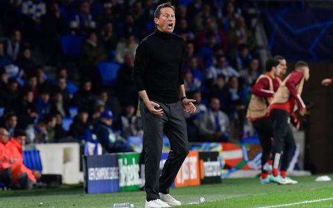 Hat mit Benfica keine Chancen mehr auf das Könisklassen-Achtelfinale: Roger Schmidt. - Foto: Alvaro Barrientos/AP