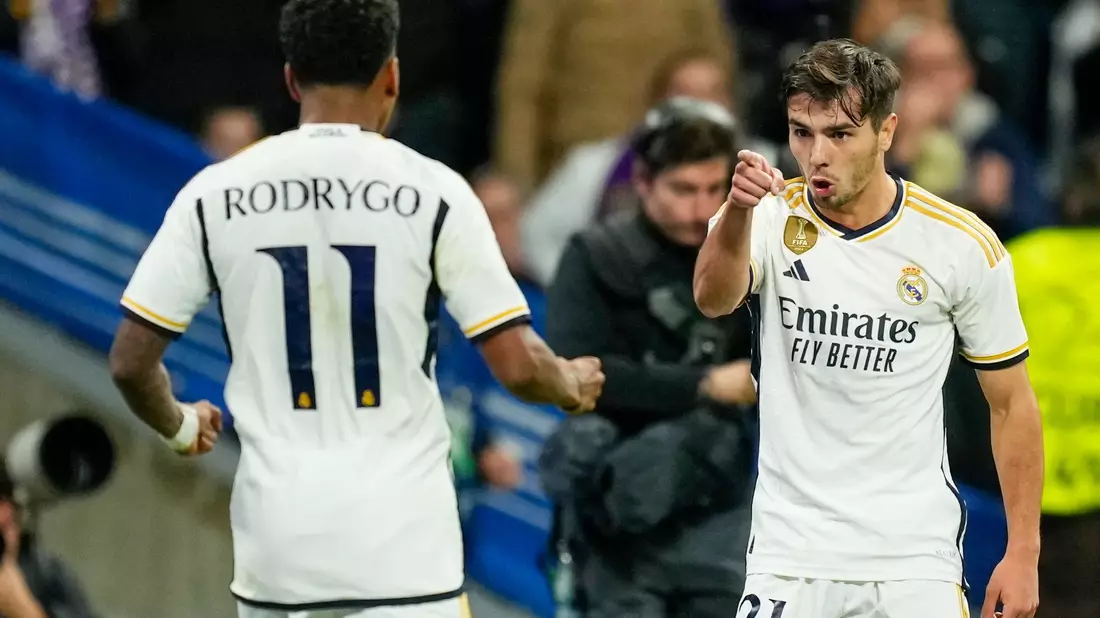 Brahim Diaz (r) brachte Real Madrid gegen Praga in Führung. - Bild: Jose Breton/AP