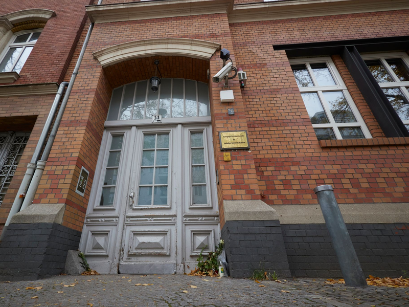 Blick auf die Synagoge in der Pestalozzistraße in Berlin-Charlottenburg. - Foto: Joerg Carstensen/dpa