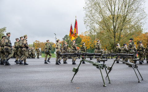 Der Bundeswehrverband dringt auf mehr Personal für die Truppe. - Foto: Guido Kirchner/dpa