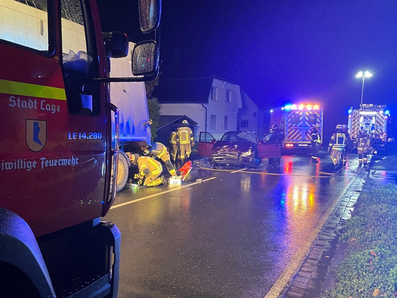 FW Lage: TH / P-Klemmt - 8.11.2023 - 21:57 Uhr - Foto: presseportal.de