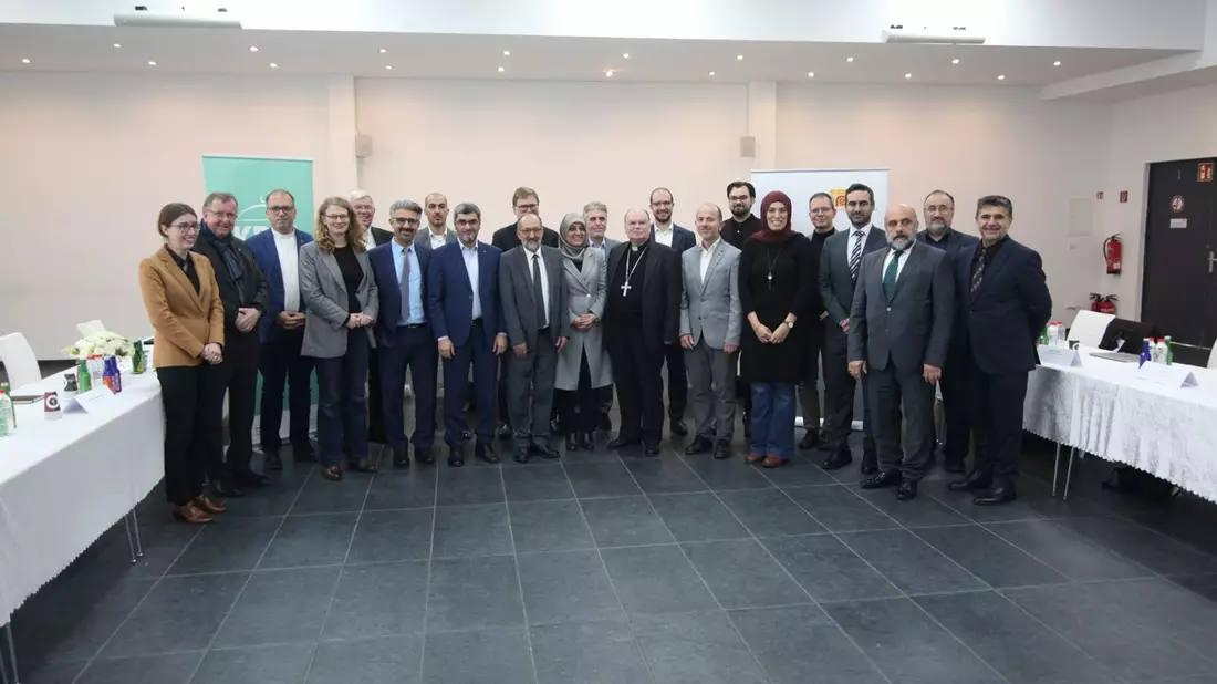 Begegnung zwischen der Deutschen Bischofskonferenz und dem Koordinationsrat der Muslime - Bild: presseportal.de