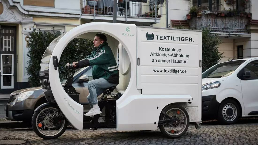 TEXTILTIGER und Simon und Renoldi sensibilisieren für nachhaltige Mode / Panel Talk und Modenschau zum Thema Circular Fashion - Bild: presseportal.de
