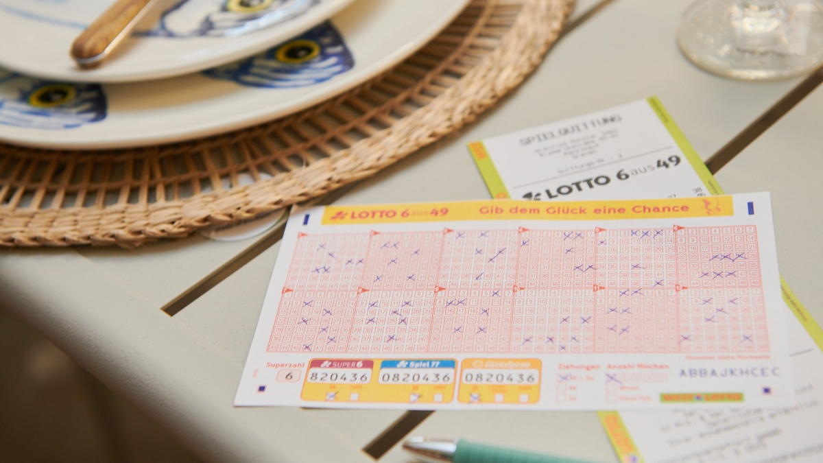 Rund 1,1 Millionen für Tipper aus dem Raum Duisburg / Treffer im zweiten Rang bei LOTTO 6aus49 - Foto: presseportal.de