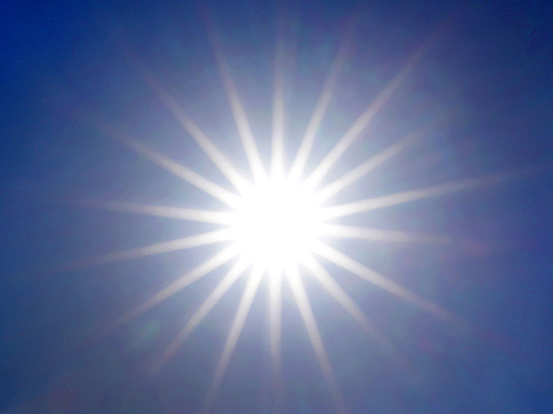 Auf Mallorca ist es derzeit sehr warm - aber nicht so warm wie in einigen Gebieten Deutschlands. (Symbolbild) - Foto: Martin Gerten/dpa