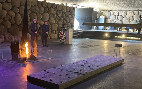Bischof Wilmer in Israel eingetroffen - Gedenken in Yad Vashem - Foto: presseportal.de