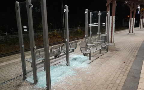 BPOLI DD: Zeugenaufruf nach Sachbeschädigung am Bahnhof Edle Krone - Foto: presseportal.de