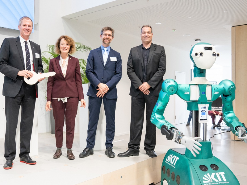 InformatiKOM feierlich eröffnet: Neue Gebäude vereinen Informatik und Wissenschaftskommunikation - Foto: presseportal.de