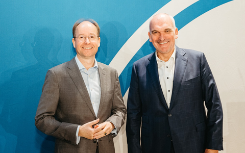 Wechsel an der Verbandsspitze der Papierindustrie / Gallenkamp folgt auf Schaur - Foto: presseportal.de