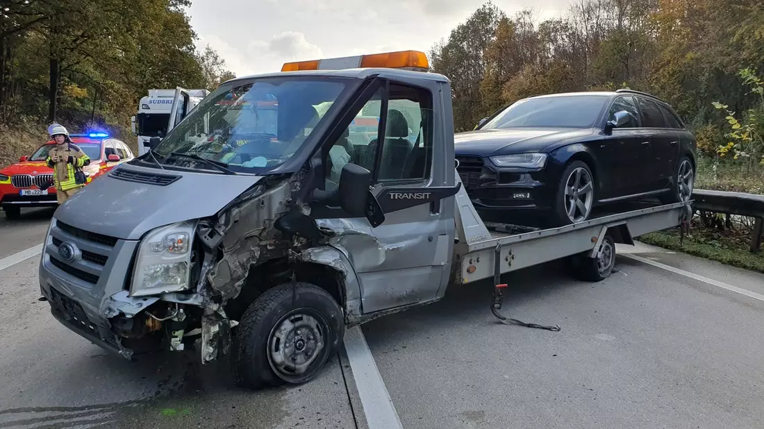 FW Bremerhaven: Verkehrsunfall auf der BAB 27 - Bild: presseportal.de