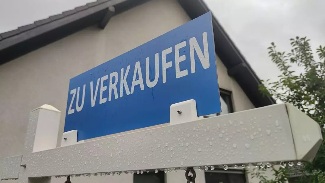 Zu Verkaufen-Schild (Archiv) - Bild: über dts Nachrichtenagentur