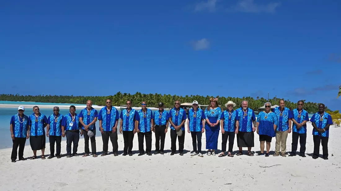 Pazifische Staats- und Regierungschefs posieren für ein Gruppenfoto auf One Foot Island nach der Teilnahme an der Klausurtagung der Staats- und Regierungschefs während des Pazifik-Insel-Forums. - Bild: Mick Tsikas/AAPIMAGE/AP/dpa