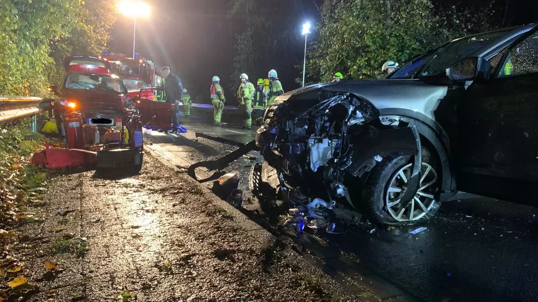 FW-OE: Ereignisreicher Tag für die Feuerwehr Attendorn - vier Einsätze und eine ausgefallene Alarmübung - Bild: presseportal.de