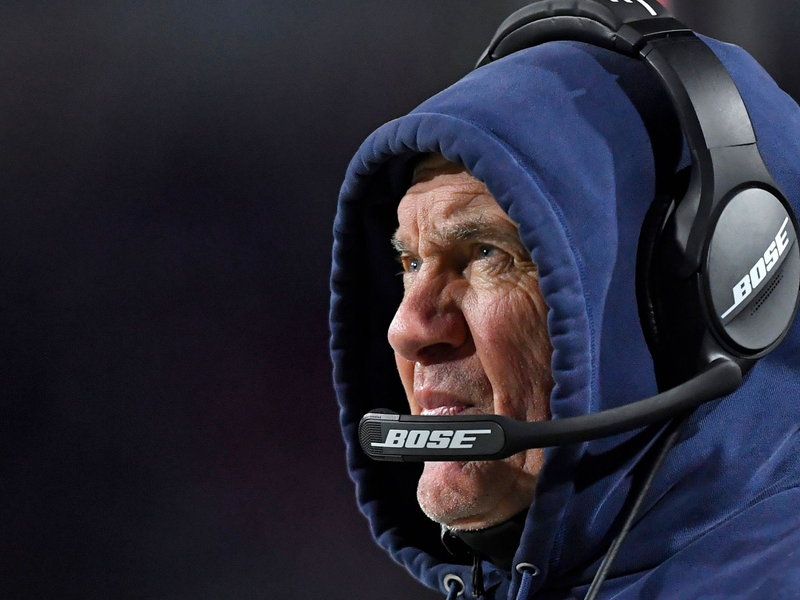 Der Trainer der New England Patriots: Bill Belichick. - Foto: Adrian Kraus/AP/dpa