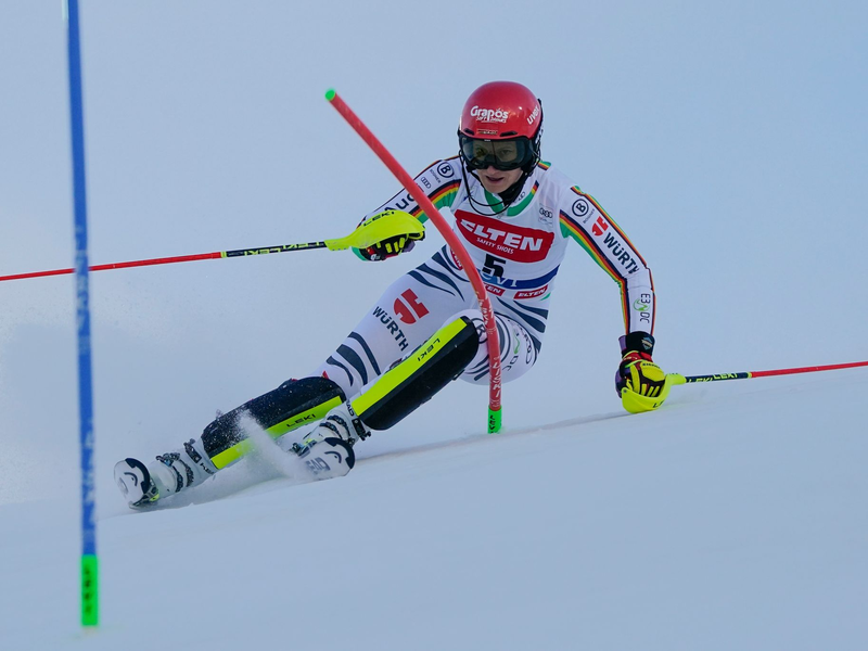 Kam auf Platz zwei beim Weltcup in Levi: Die 32-jährige Lena Dürr. - Foto: Giovanni Auletta/AP