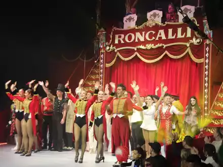 Der Circus Roncalli gastiert in New York. - Foto: Christina Horsten/dpa