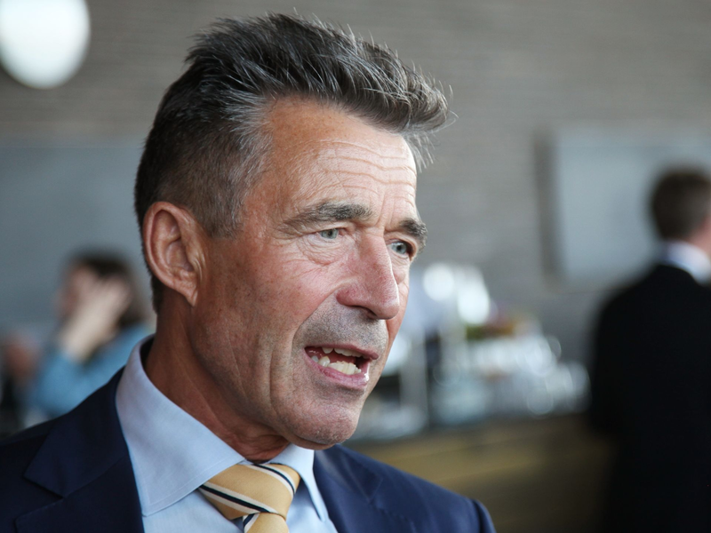 Anders Fogh Rasmussen sieht es an der Zeit, die Ukraine zum Nato-Beitritt einzuladen. - Foto: Steffen Trumpf/dpa