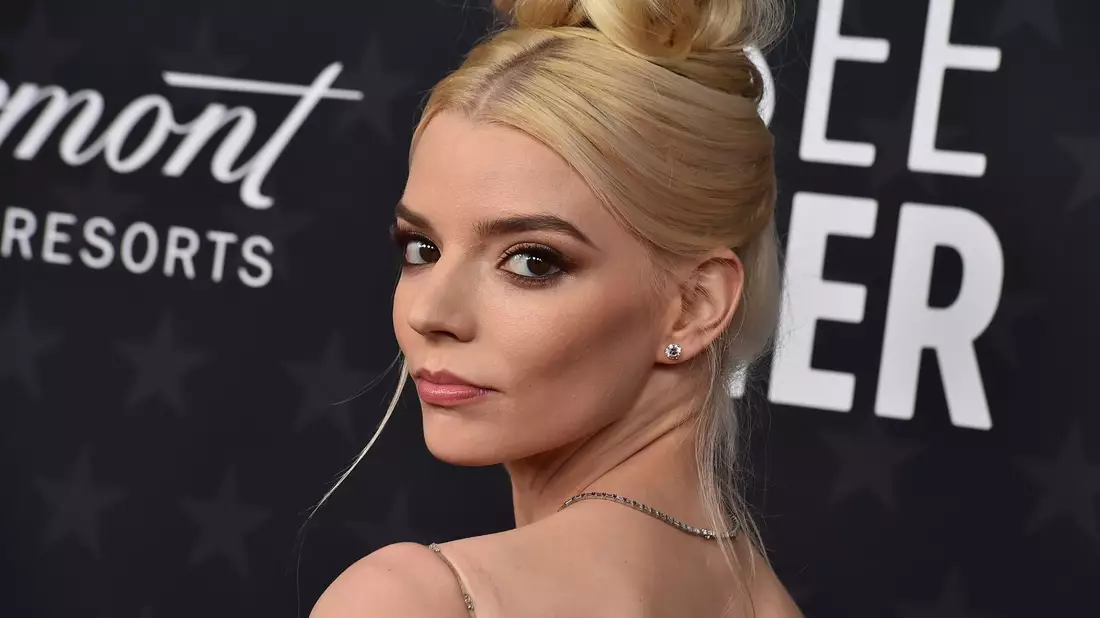 Anya Taylor-Joy spielt die Hauptrolle im neuen Actionfilm «Furiosa: A Mad Max Saga». - Bild: Jordan Strauss/Invision/AP/dpa
