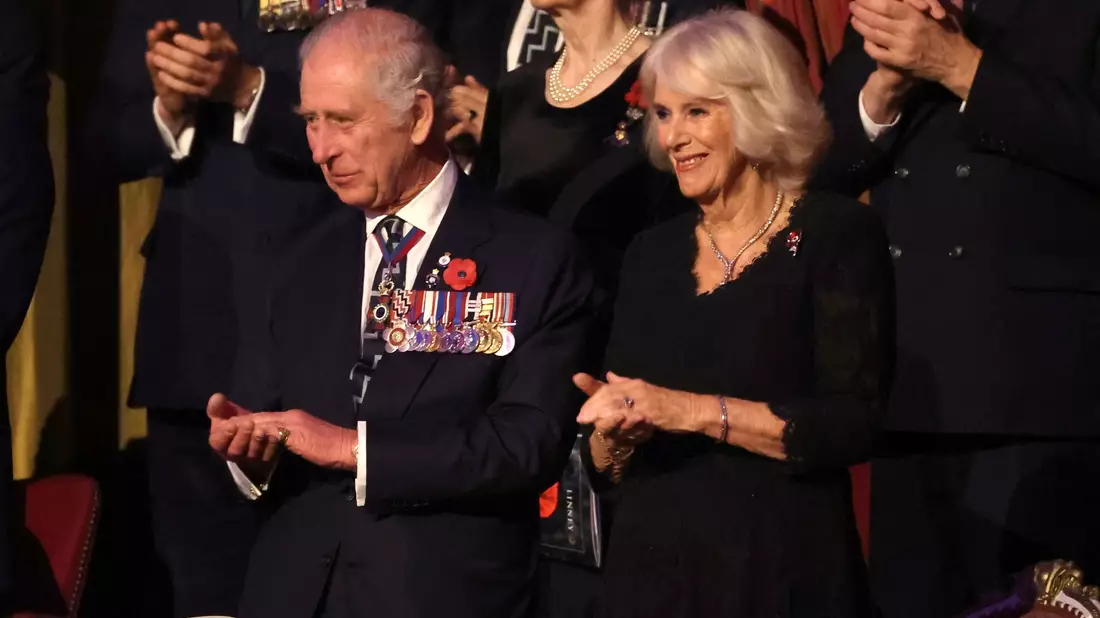 König Charles III. und Königin Camilla in der Royal Albert Hall in London. - Bild: Chris Jackson/Press Association/dpa
