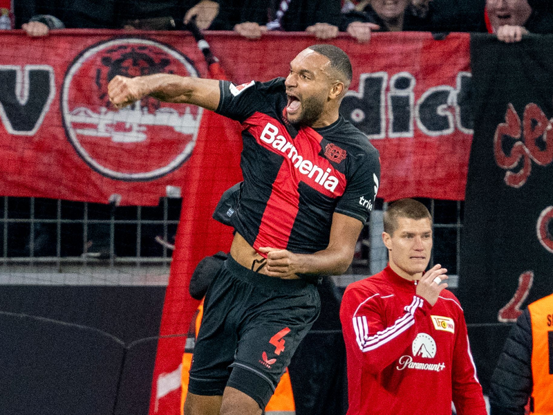 Jonathan Tah und seine Leverkusener stehen nach dem Sieg gegen Union wieder an der Tabellenspitze. - Foto: David Inderlied/dpa