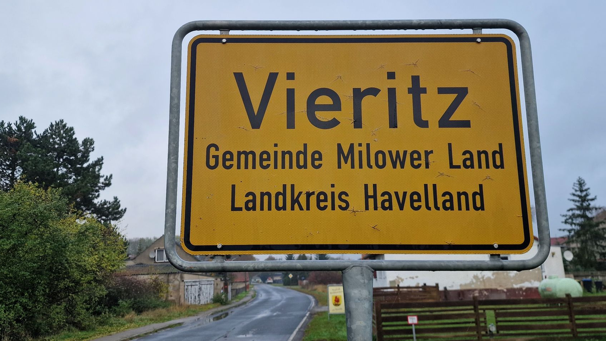 In der Gemeinde Milower Land in Brandenburg kam es zu einem Großeinsatz des SEK. - Foto: Cevin Dettlaff/TNN/dpa