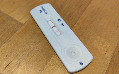 Positiver Corona-Test (Archiv) - Foto: über dts Nachrichtenagentur