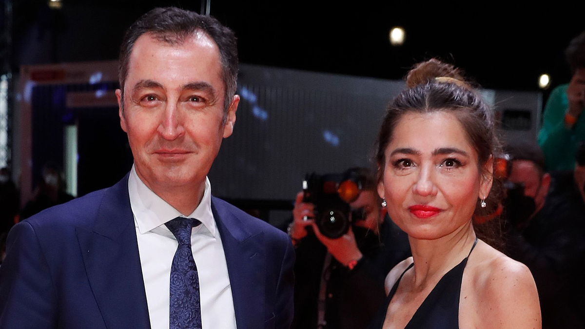 Bundeslandwirtschaftsminister Cem Özdemir und Ehefrau Pia Castro auf der Berlinale 2022. Das Paar hat sich getrennt. - Foto: Gerald Matzka/dpa