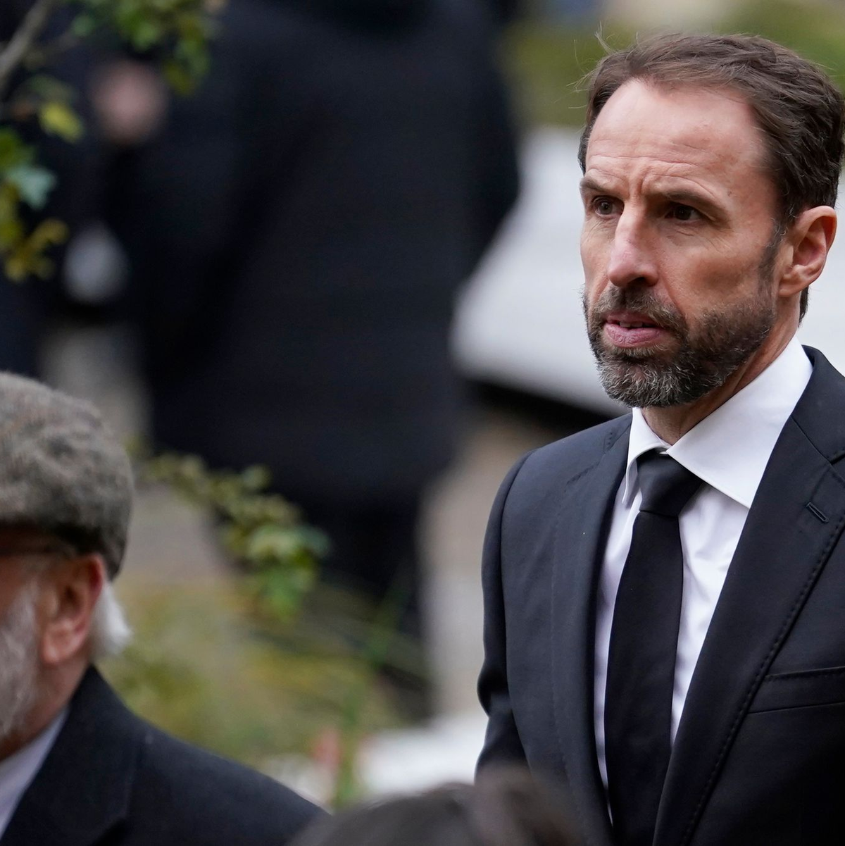 Natonaltrainer Gareth Southgate nahm an der Beerdigung der Fußballikone Bobby Charlton teil. - Foto: Dave Thompson/AP/dpa