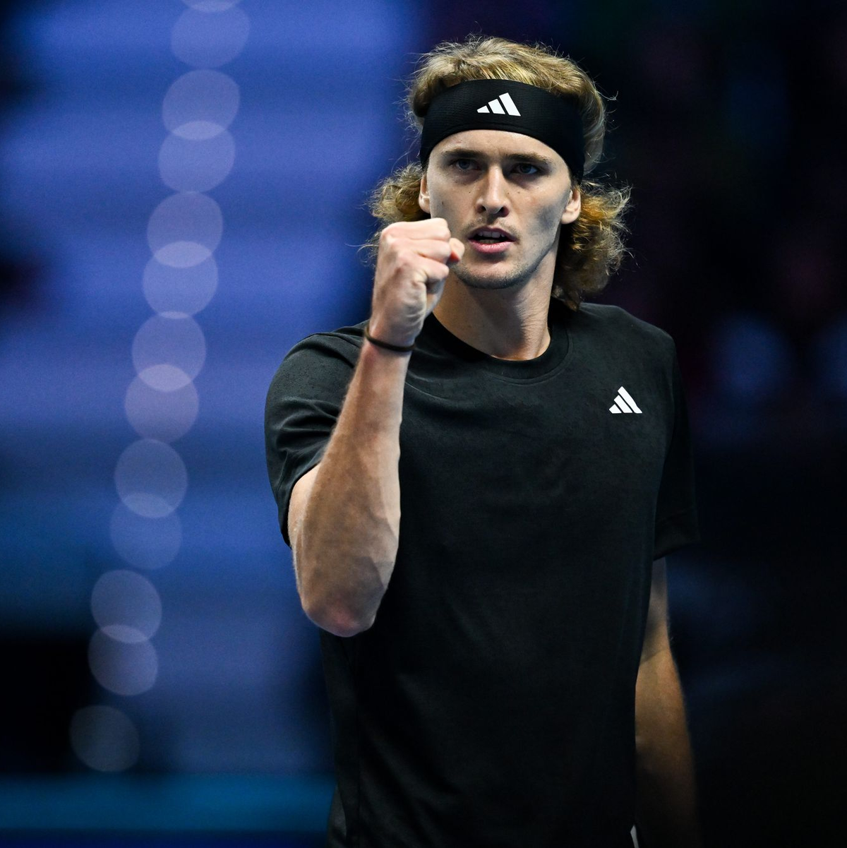 Alexander Zverev besiegte Carlos Alcaraz bei den ATP-World Tour Finals. - Foto: Marco Alpozzi/LaPresse via ZUMA Press/dpa