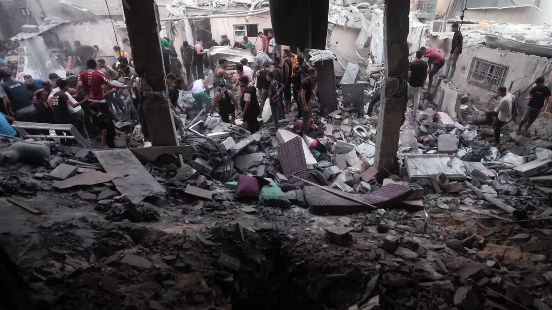 Die heftigen Kämpfe zwischen den israelischen Streitkräften und der Hamas in Gaza gehen weiter. - Bild: Mohammed Dahman/AP/dpa