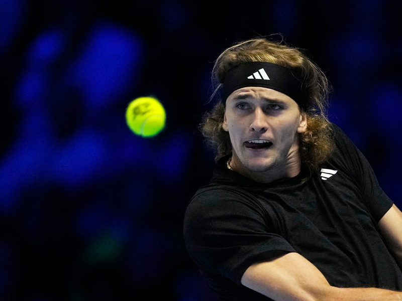 Alexander Zverev ist zufrieden mit seinem Comeback-Jahr. - Foto: Antonio Calanni/AP/dpa