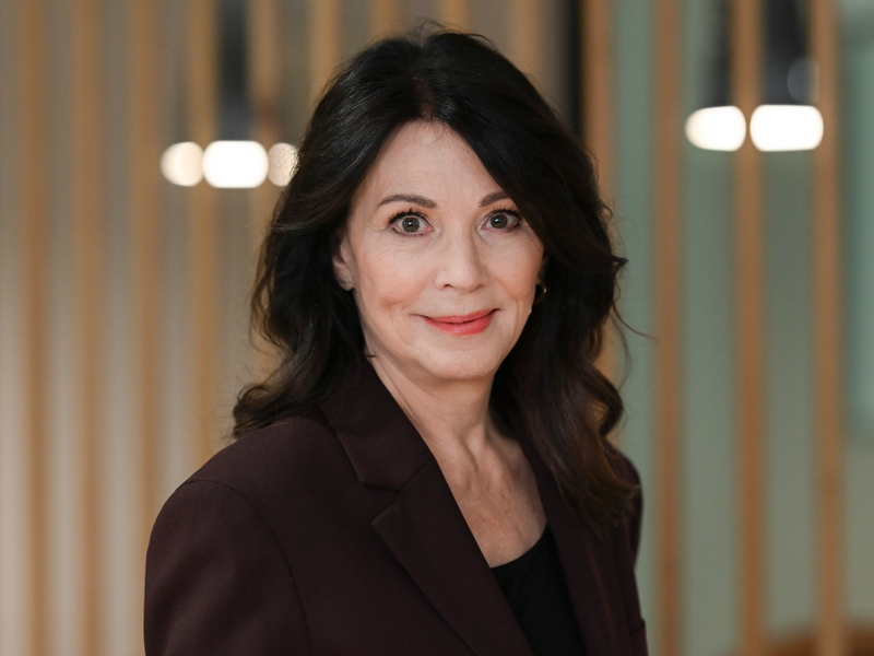 Schauspielerin Iris Berben kämpft seit vielen Jahren gegen Intoleranz und Antisemitismus. - Foto: Jens Kalaene/dpa