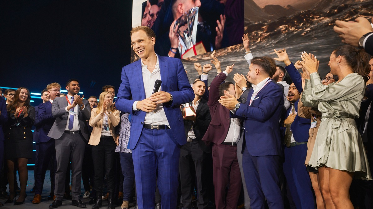 Peter Janicek: Langfristiger Erfolg im Vertrieb durch Network-Marketing - Foto: presseportal.de