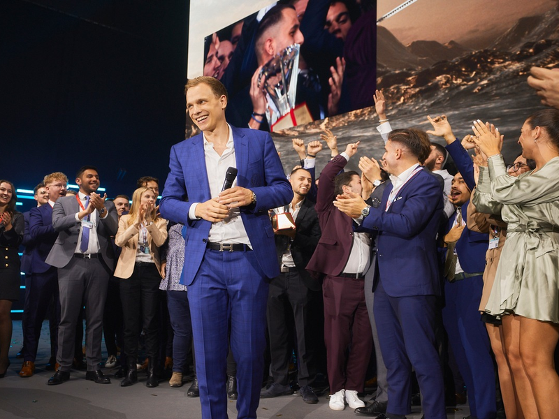 Peter Janicek: Langfristiger Erfolg im Vertrieb durch Network-Marketing - Foto: presseportal.de