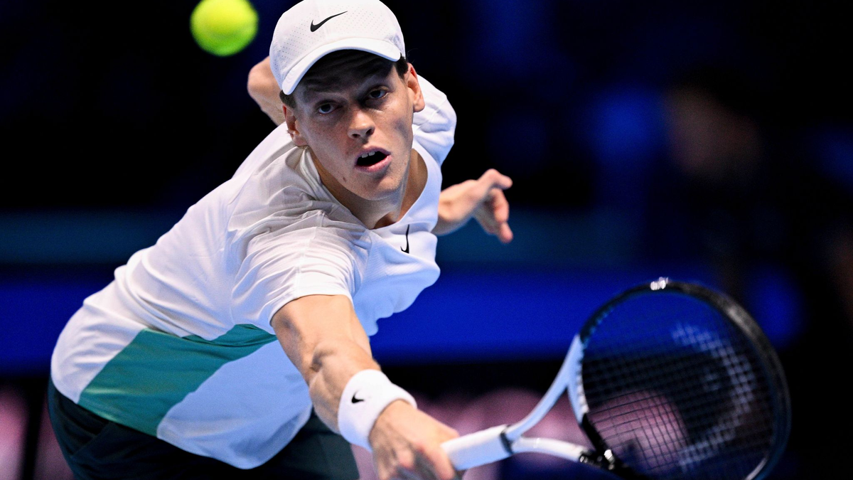 Jannik Sinner setzte sich in Turin gegen den Weltranglisten-Ersten durch. - Foto: Marco Alpozzi/LaPresse via AP/dpa