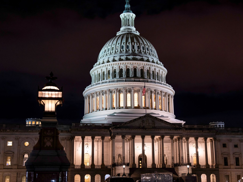 Das US-Kapitol in Washington: In den USA wurde ein Shutdown verhindert. - Foto: J. Scott Applewhite/AP/dpa