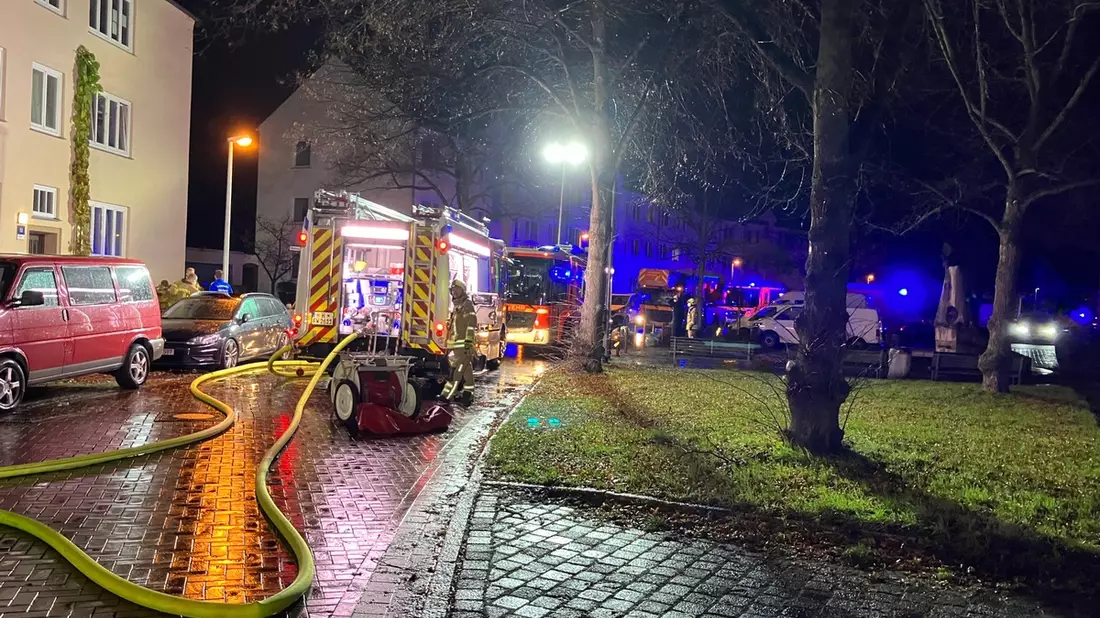 FW Hannover: Kellerbrand in Hannover-Mittelfeld - Bild: presseportal.de