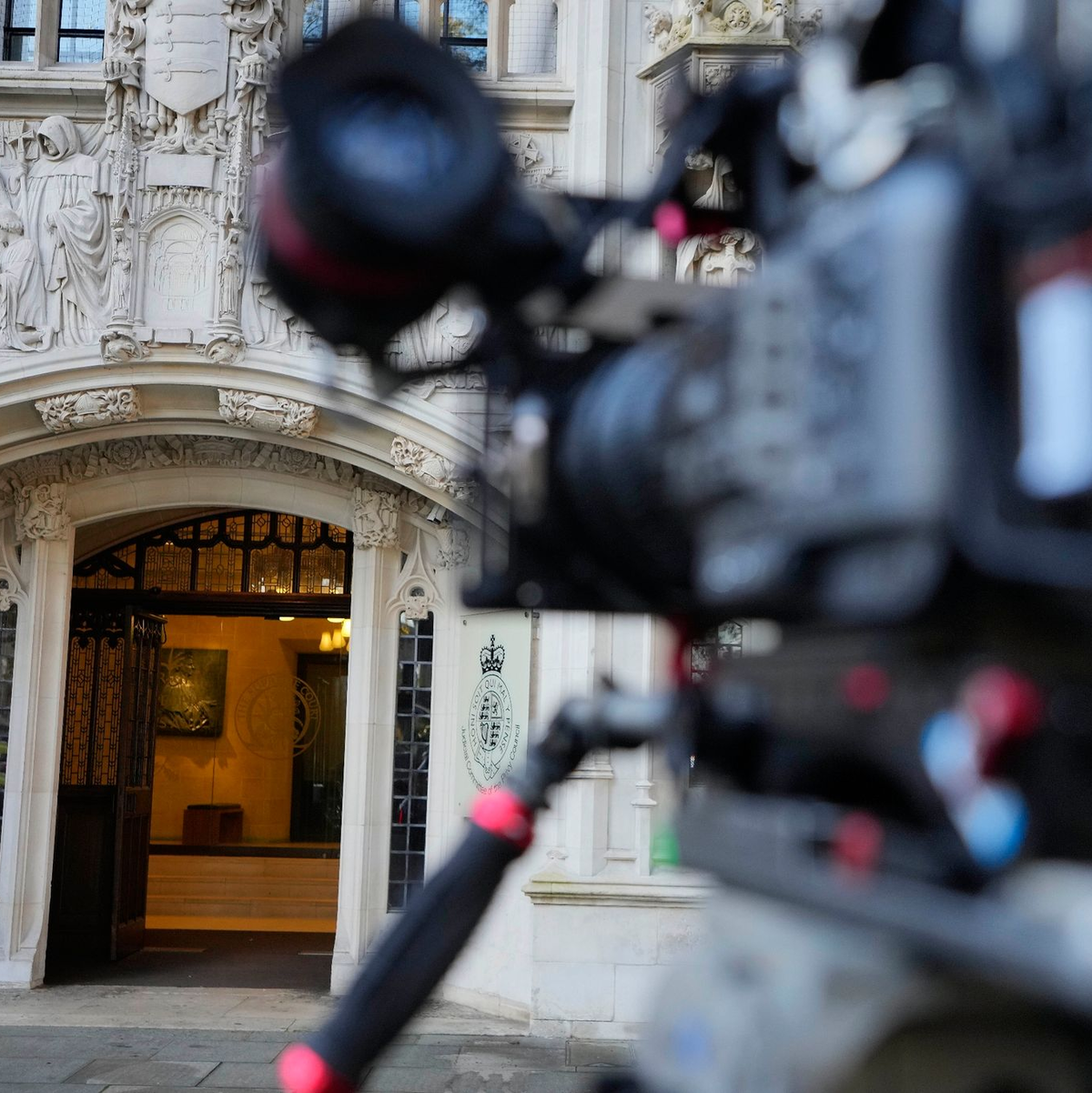 Laut dem Obersten Gericht in London besteht die Gefahr, dass Asylbewerber in Ruanda kein faires Verfahren erhalten. - Foto: Kirsty Wigglesworth/AP/dpa