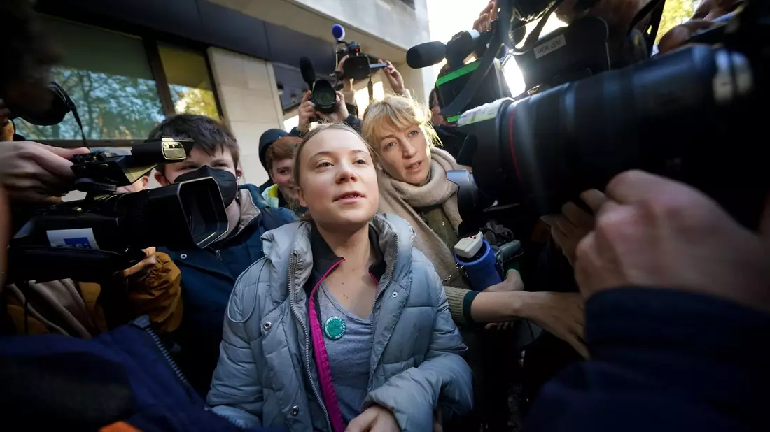 Die schwedische Klimaaktivistin Greta Thunberg  trifft vor dem Westminster Magistrates' Court ein. - Bild: Yui Mok/PA Wire/dpa