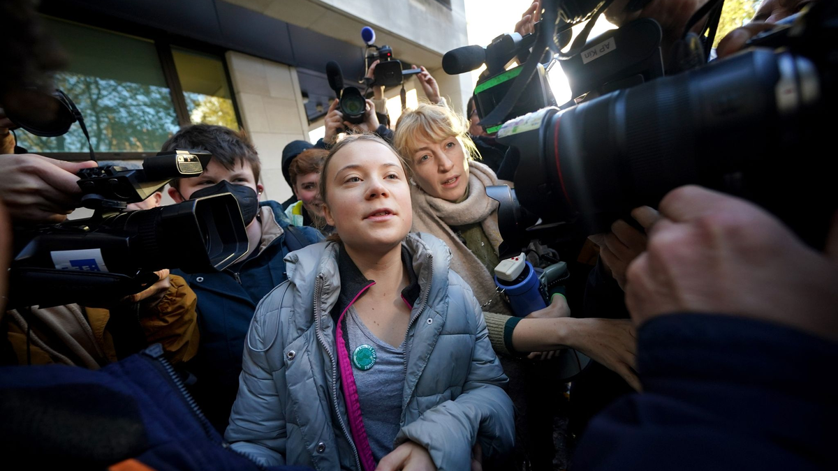 Die schwedische Klimaaktivistin Greta Thunberg  trifft vor dem Westminster Magistrates' Court ein. - Foto: Yui Mok/PA Wire/dpa