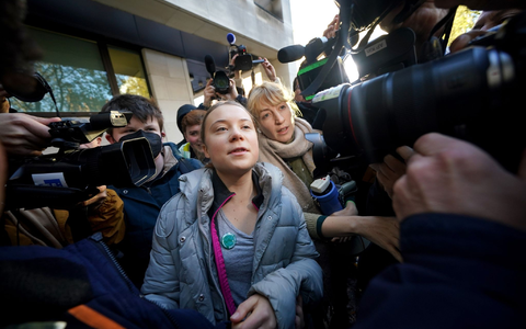 Die schwedische Klimaaktivistin Greta Thunberg  trifft vor dem Westminster Magistrates' Court ein. - Foto: Yui Mok/PA Wire/dpa