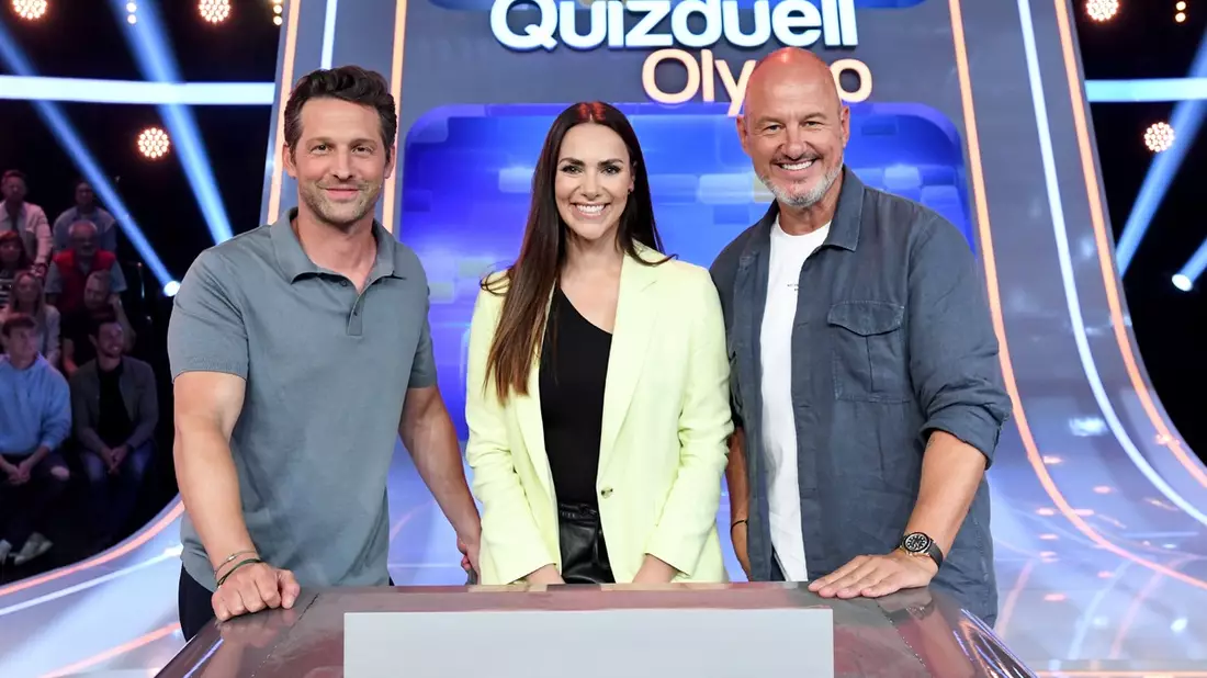 Feinschmecker gegen den Quizduell-Olymp: Alexander Kumptner und Frank Rosin bei Esther Sedlaczek / Quizduell-Olymp am Freitag, 17. November, 18:50 Uhr im Ersten - Bild: presseportal.de
