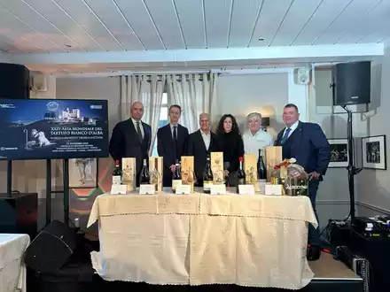 130.000 Euro Charity-Auktionserlös für einen Weißen Alba-Trüffel von 1004 g! / Feinschmecker-Event des Jahres: Brighella begeistert bei globaler Trüffelauktion - Foto: presseportal.de