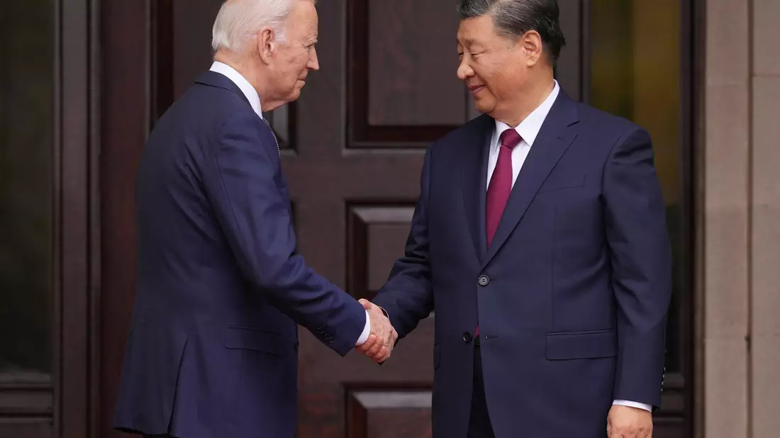 Joe Biden und Xi Jinping bei einem Spaziergang: China sei bereit, «ein Partner und Freund» der Vereinigten Staaten zu sein. - Bild: Doug Mills/The New York Times/AP/dpa