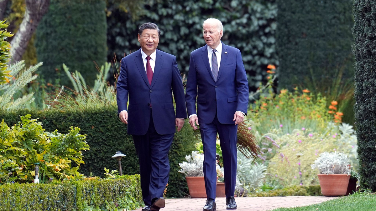 US-Präsident Joe Biden (r), und Chinas Staatschef Xi Jingping kamen zu Gesprächen in San Francisco zusammen. - Foto: Doug Mills/Pool The New York Times/AP/dpa