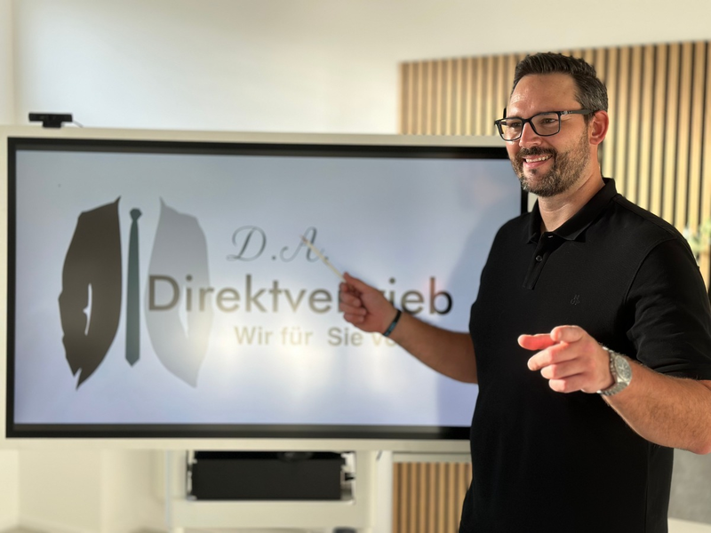 Selbstständigkeit vs. Festanstellung im Door-to-Door-Vertrieb - Daniel Aram von D.A. Direktvertrieb klärt auf - Foto: presseportal.de