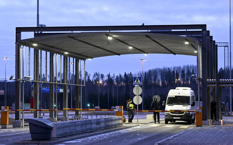 Die Grenzstation Nuijamaa zwischen Russland und Finnland. - Foto: Vesa Moilanen/Lehtikuva/dpa