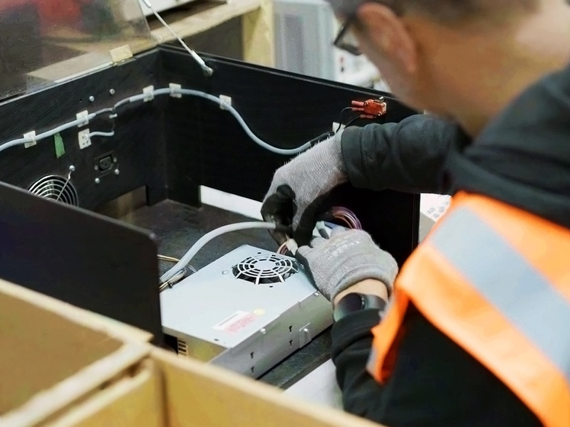 GXO baut GXO ServiceTech in Deutschland aus: Der Spezialist für Reparaturen, Upgrades und Retouren von Unterhaltungselektronik arbeitet jetzt in einem neuen, hochmodernen Lager in Dormagen - Foto: presseportal.de